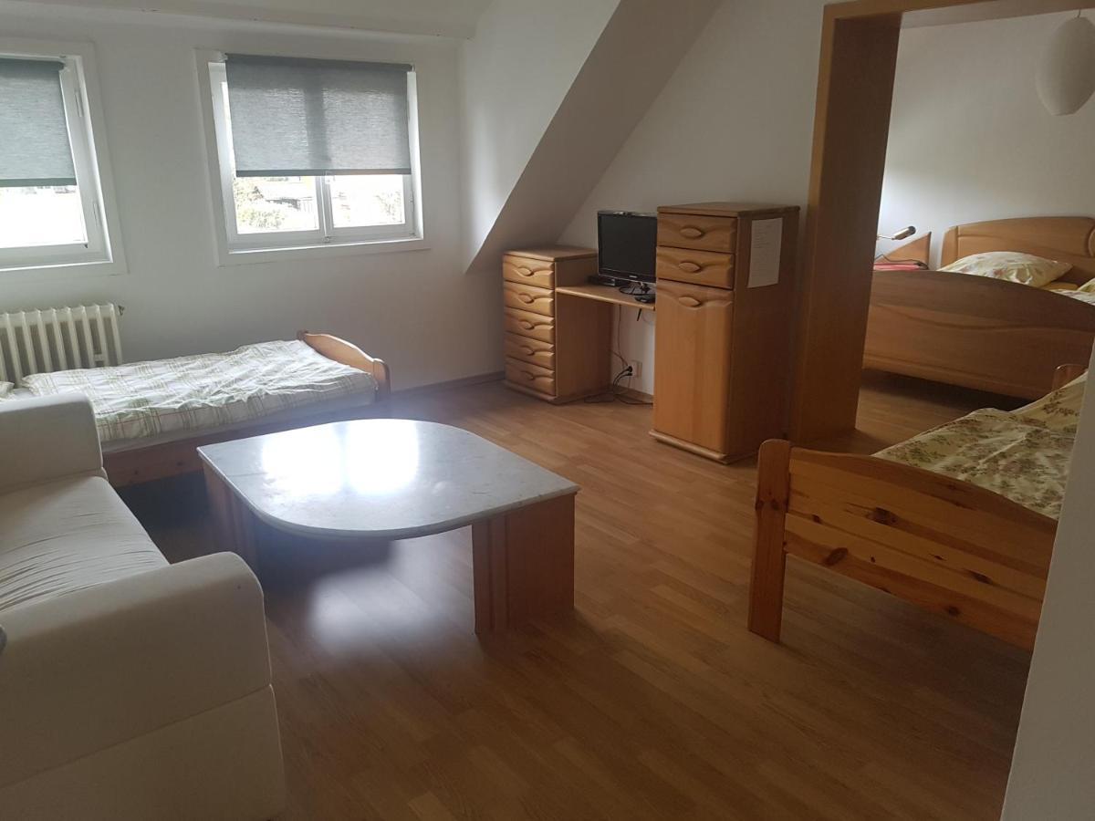 Zum Fuchsbau Hotell Hovels Exteriör bild