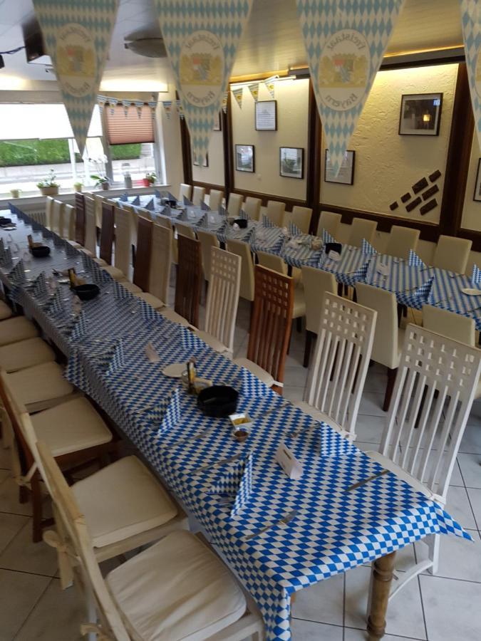 Zum Fuchsbau Hotell Hovels Exteriör bild